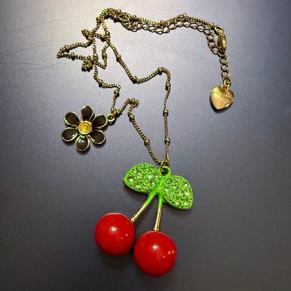 Betsey Johnson Vintage Red Cherries Black Daisy Necklace - Picture 4 of 10